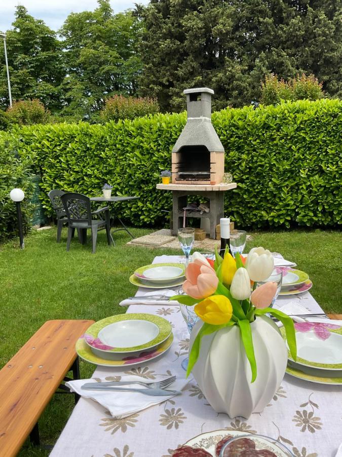 Villa Indipendente A Pochi Passi Dal Lago San Felice del Benaco Exterior foto