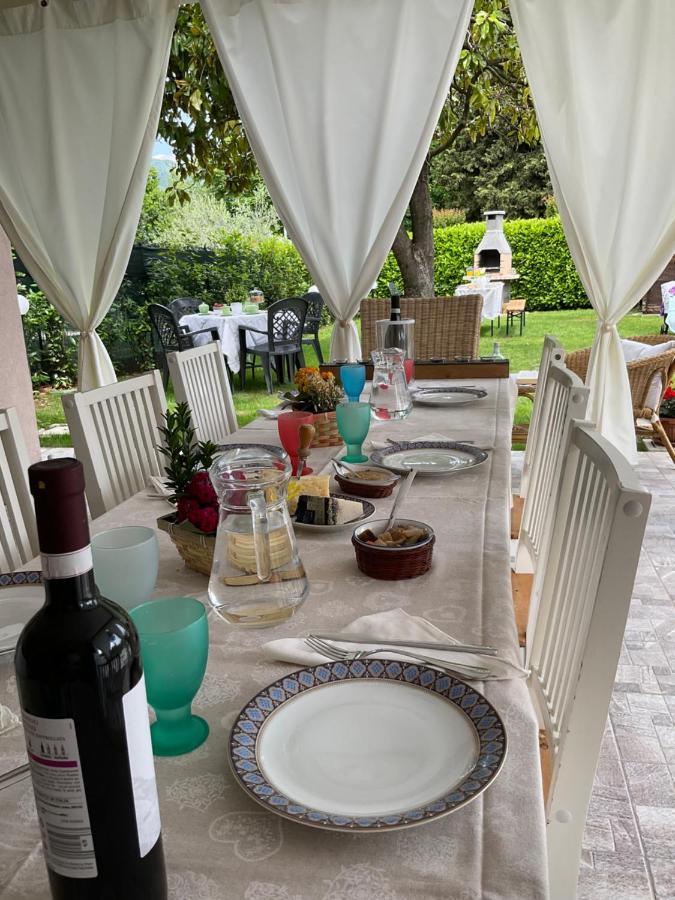 Villa Indipendente A Pochi Passi Dal Lago San Felice del Benaco Exterior foto